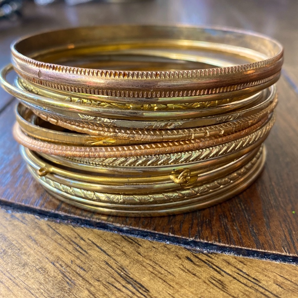 ✨ gold metal bangle bracelet lot 💛